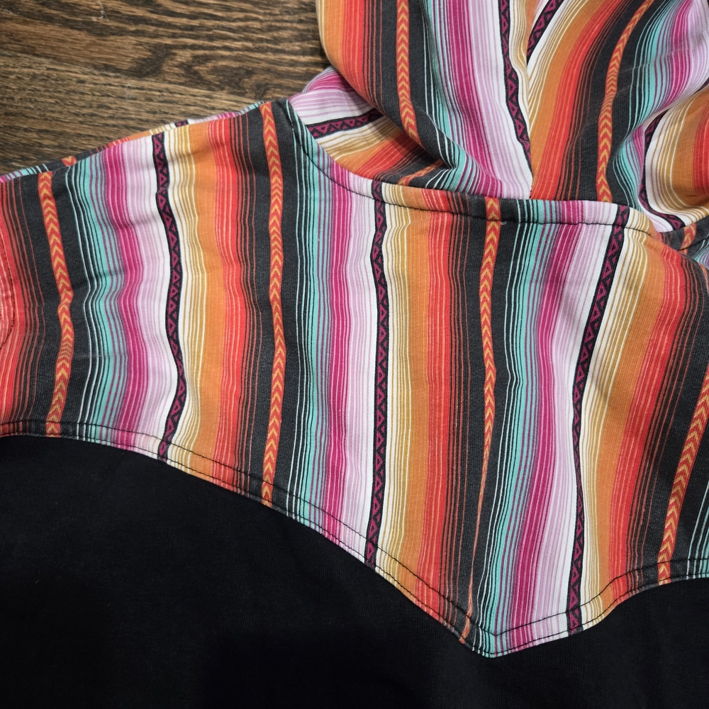 Wrangler Black Hoodie with Vibrant Striped Sleeves Size XXL - Picture 4 of 7